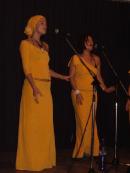 Fotka Yellow Sisters 10/16